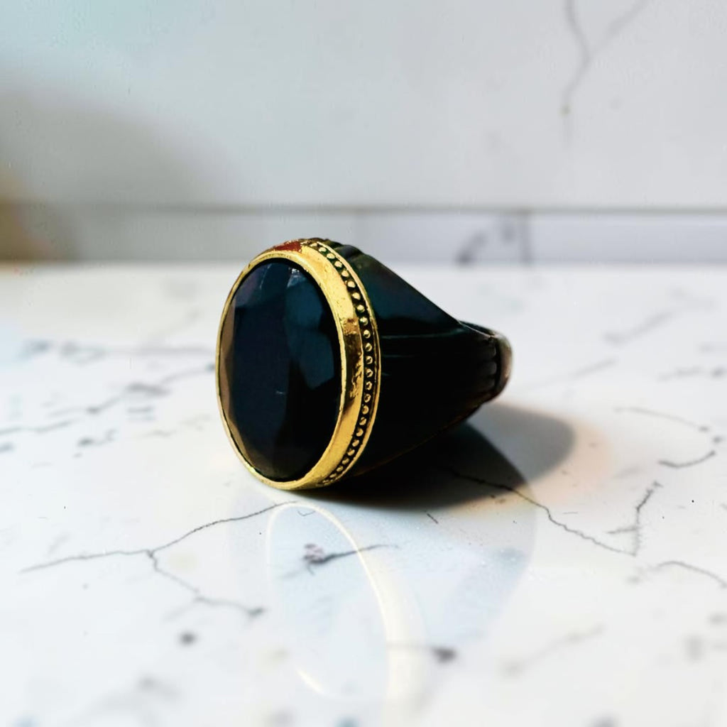 Chevalière zircon noire