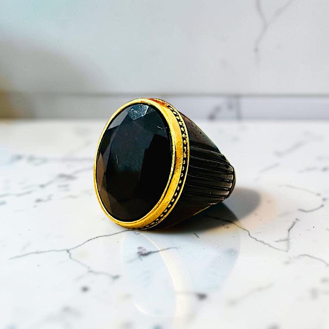 Chevalière zircon noire