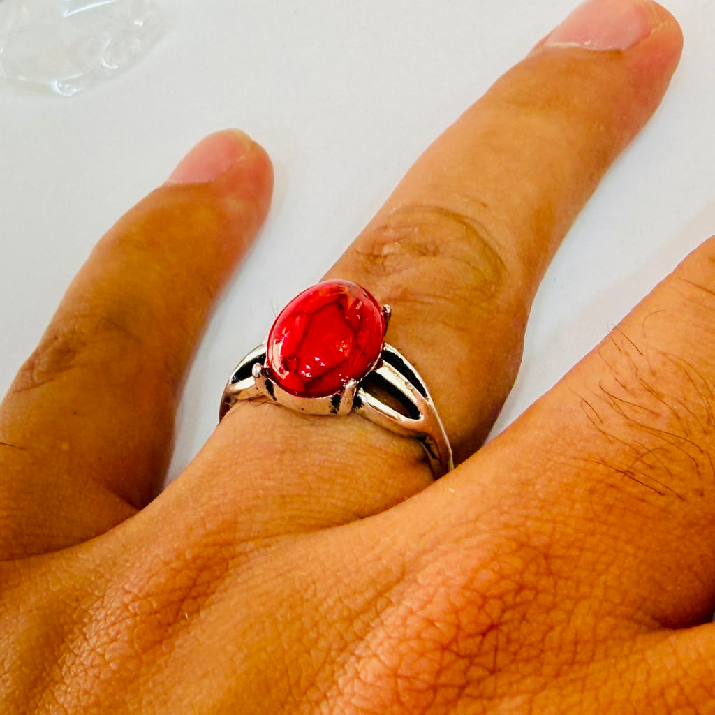 Chevalière pière rouge zircon