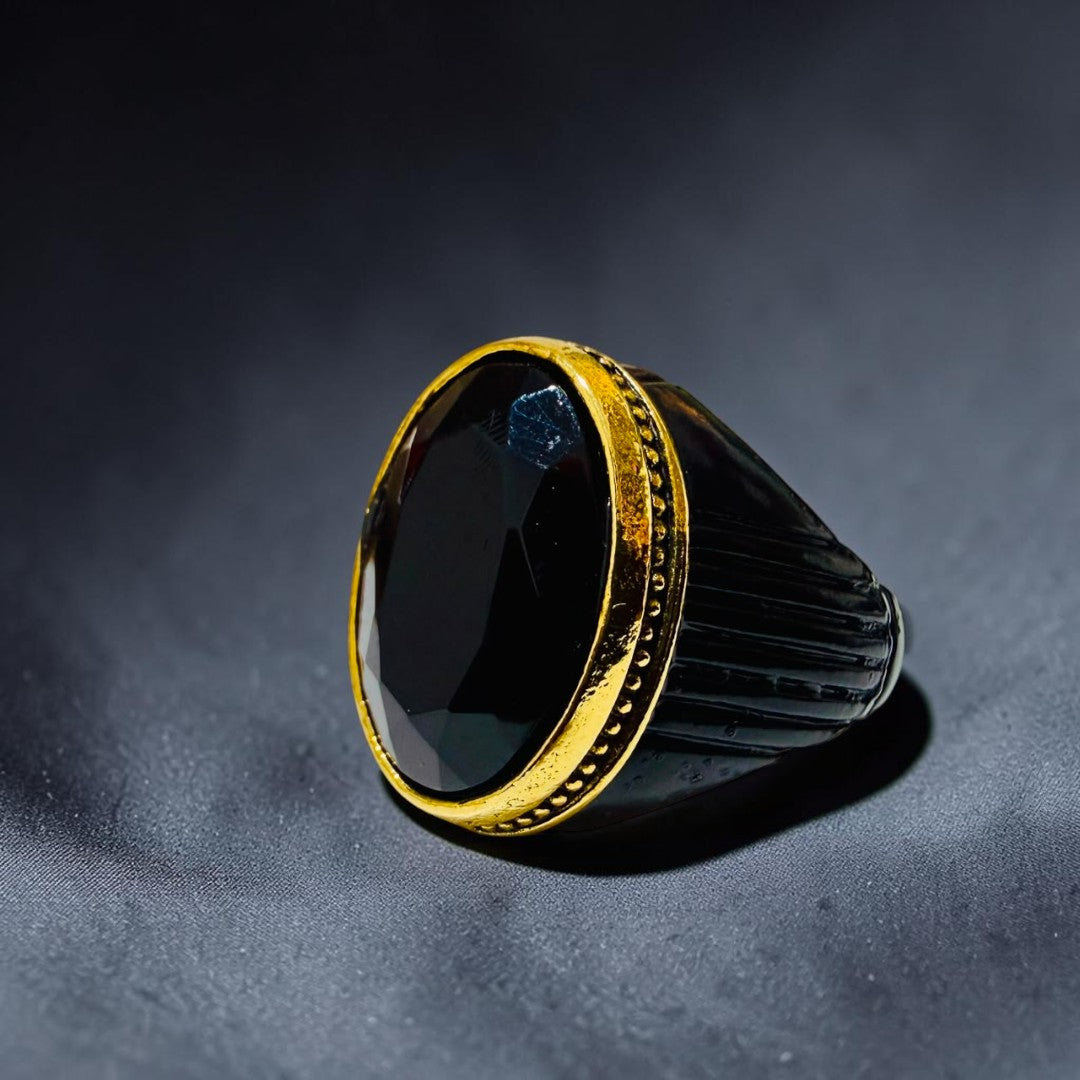 Chevalière zircon noire