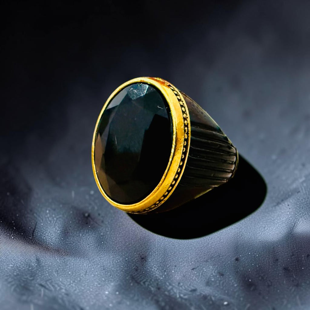 Chevalière zircon noire